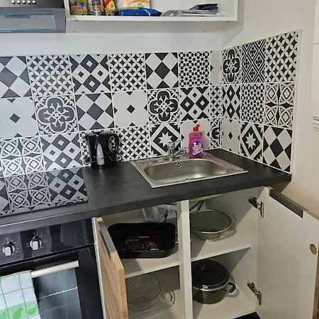 F2 Entierement Renove 아파트 Balan (Ardennes)