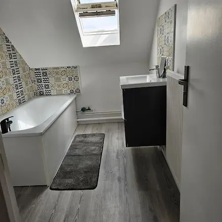 F2 Entierement Renove 아파트 *